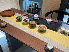 -红鼎豆捞·非遗鲍皇汤火锅(宝丰路店)