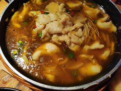 -有红鸡毛店·川菜(建设路店)