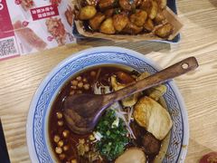 -魔都三兄弟酸辣粉·蘸卤炸串(虹桥万科店)