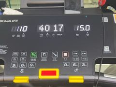 -超鹿运动(达信大厦店)