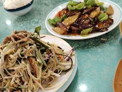 -鹤乡东北菜(崮山路店)