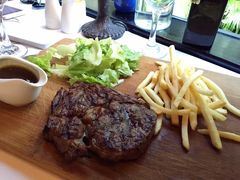 -火车头法国西餐厅