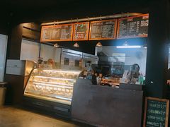 -Cha Café and Bistro