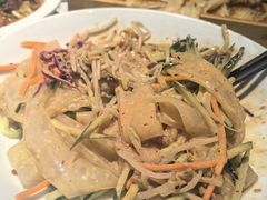 -关东小磨东北菜(漕河泾印象城店)