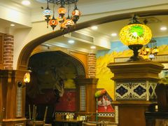 大堂-清真·玛丽亚新疆菜主题餐厅(浙江中路店)