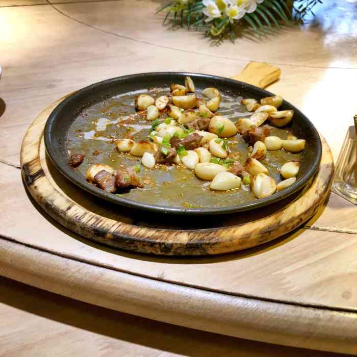 浩浩小厨61老青岛活海鲜(仙霞岭路店)-"浩浩小厨位于崂山区丽达超市