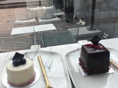 -UNI UNI(环亚凯瑟琳店)