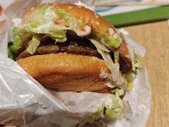-麦当劳(龙洞店)