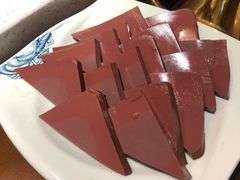 鸭血旺-贵府酸汤牛肉火锅·贵州老字号(飞山街店)