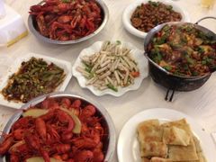 油闷大虾、蒸虾、豆饼、毛豆、藕带、千叶豆腐、花生炖猪尾-小李子油焖大虾(南浦店)