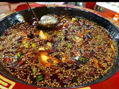 -烧哥美蛙肥肠鱼火锅·十五年社区店