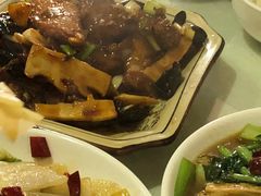 -瑜瑜饭馆