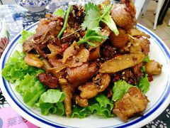 -八两八金·莱芜特色炒鸡(市南漳浦路店)
