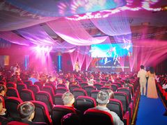 -上海市民办金苹果学校