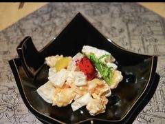 -穹六人间 people 6(岳阳路店)
