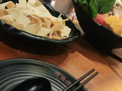 -呷哺呷哺(普陀乐购真北店)