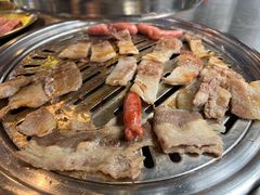 -哈哈碳都·牛肋条无限自助烤肉(台江万达店)