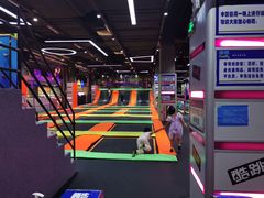 -酷跳蹦床主题公园(万胜广场店)