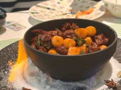 -桂满陇·手作小笼包&江南叫花鸡(中山公园店)