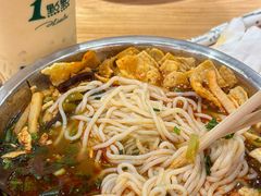 -柳州肥姨妈大骨螺蛳粉(万达中心店)
