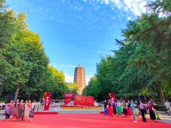 -玲珑塔公园