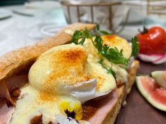 -théATRE茶聚场·餐厅(环球金融中心店)