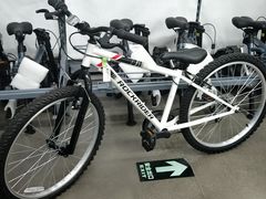 -迪卡侬(西华店)