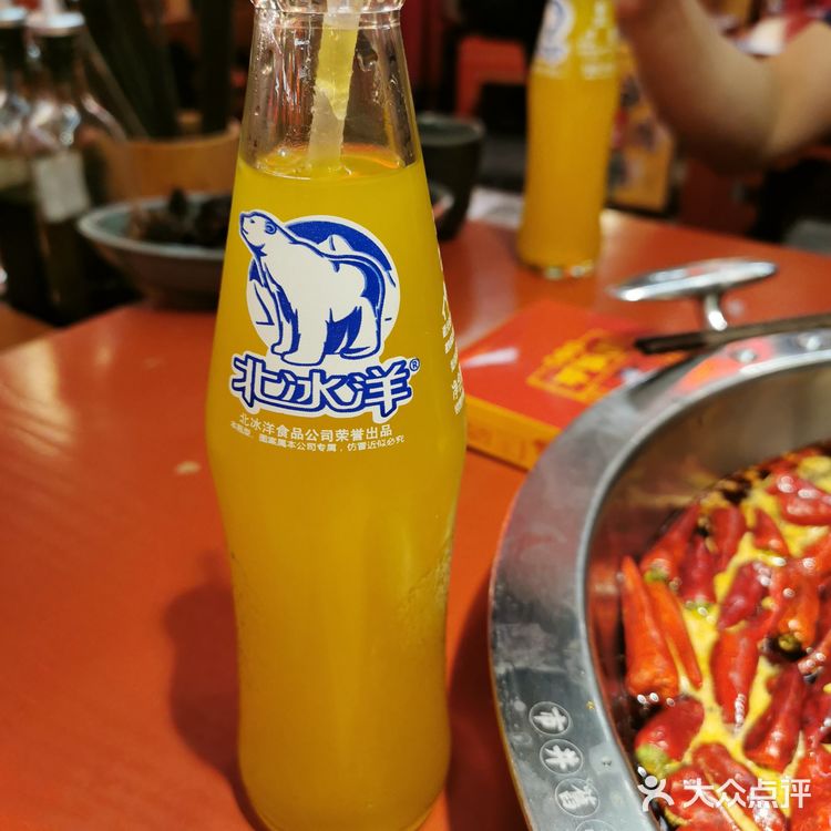 谭鸭血算是网红火锅店了，一直听说浦东世纪大道店要大排