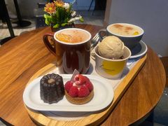 -LUNEURS月乐诗·烘焙甜品(华山路店)