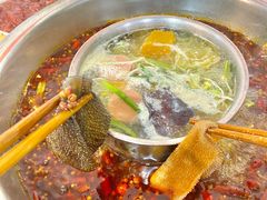 -储奇门鳝鱼火锅(总店)
