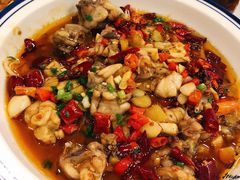 馋嘴跳跳蛙-回家吃饭·地道南昌菜(建德观总店)