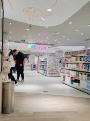 -孩子王(静安大融城店)
