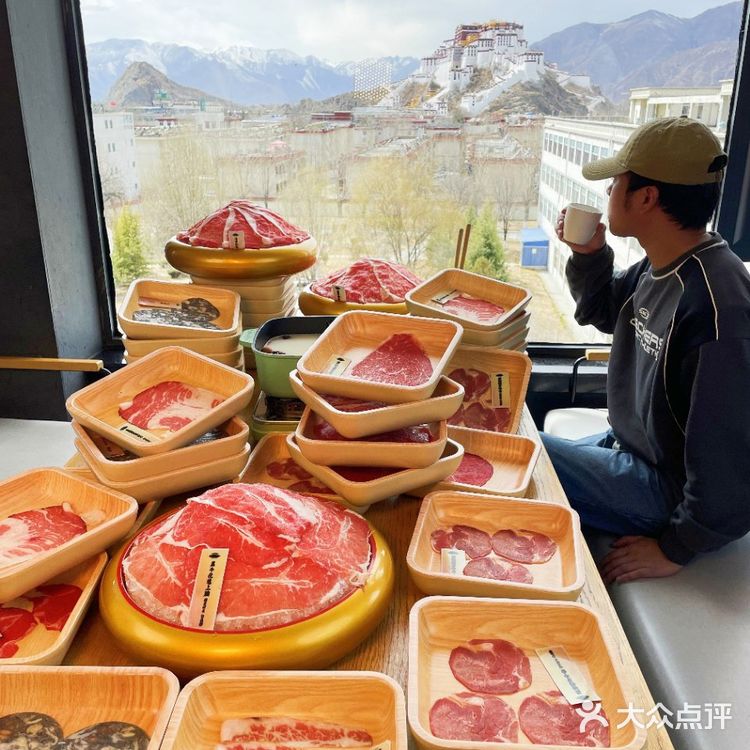 拉萨探店｜布达拉宫附近M级和牛自助餐厅🍴