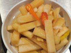 -龙巢盱眙龙虾·牛蛙·烧烤宵夜(八卦岭店)