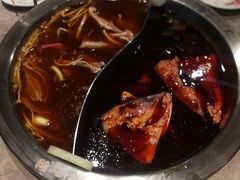 -忘情水鱼头·鲜鱼火锅(滨江中路店)