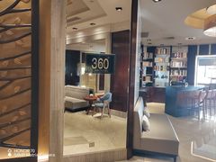 -广州花园酒店·凌璇阁旋转餐厅CAROUSEL360