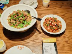 -爱碗亭·鲜炒湖南菜(壹城中心店)