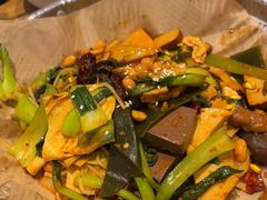 -红渡小香·牛肉麻辣香锅(车站南路店)