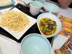 -黄记煌三汁焖锅(新佳丽江汉路店)