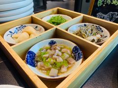 -牛牛和牛海鲜粥底火锅(长虹国际城店)