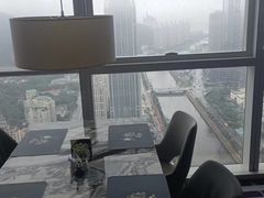 -大连星海皇冠假日酒店