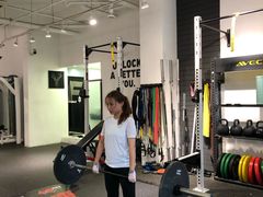 -汗水空间私教健身连锁(SM广场店)