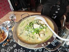 -旺角小渔村·海肠捞饭开创者(环山路店)