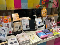 -钟书阁(珍园店)