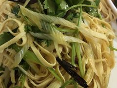 -韩风烤牛肉冷面店