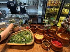 -云阿蛮云南生烫牛肉米线(奉贤路店)