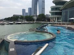 -苏州金鸡湖中茵皇冠假日酒店