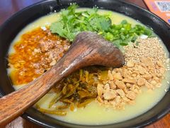 -麒麟风烤牛肉·云南烧烤小排档(丹凤街店)