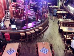 -皇冠自酿啤酒坊(中国红街5号楼店)