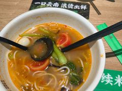 -蒙自源米线大王(东站店)